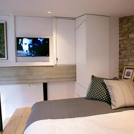 27 Апартаменты