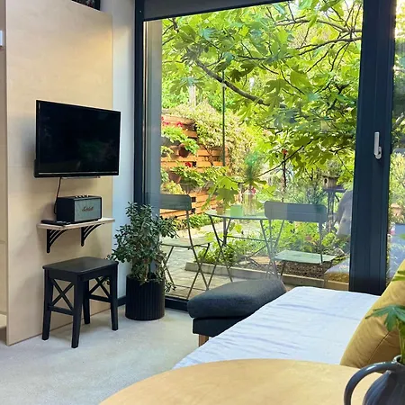 Apartman 27 *